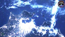 2016年11月15日14時46分頃(GMT)に撮影されたスーパームーンに照らされた関東平野の夜景です．