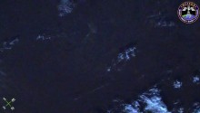 2016年12月16日13時58分頃(GMT) 、オーストラリア上空で捉えた流星です．